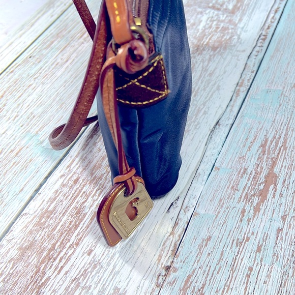 🦆 DOONEY & BOURKE NAVY BLUE NYLON POUCHETTE CROSSBODY VINTAGE - Picture 8 of 10